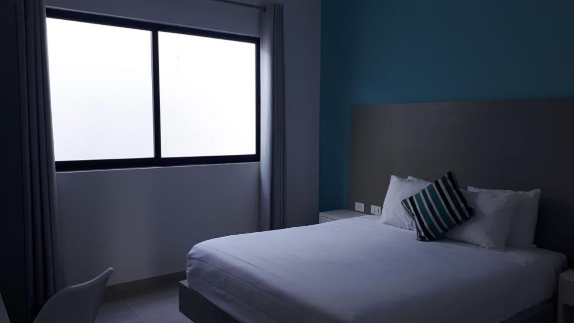 We Express Hotel Playa Del Carmen (Adults Only) מראה חיצוני תמונה