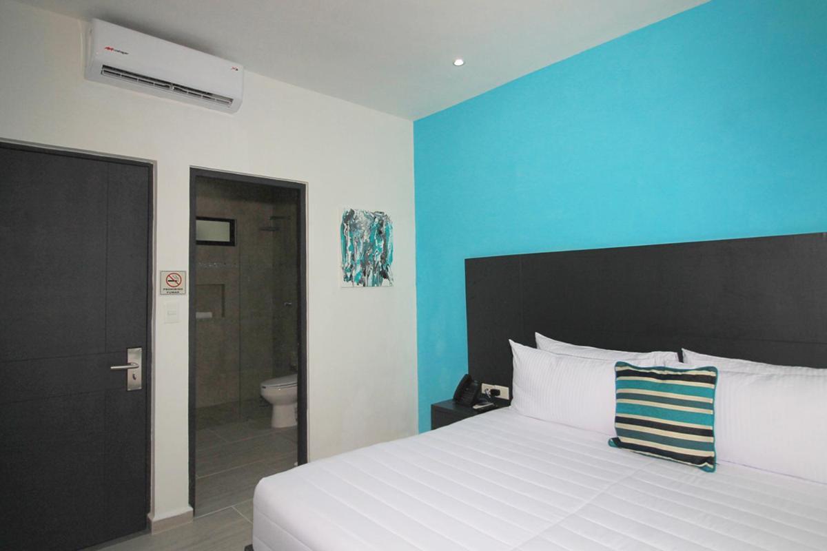 We Express Hotel Playa Del Carmen (Adults Only) מראה חיצוני תמונה