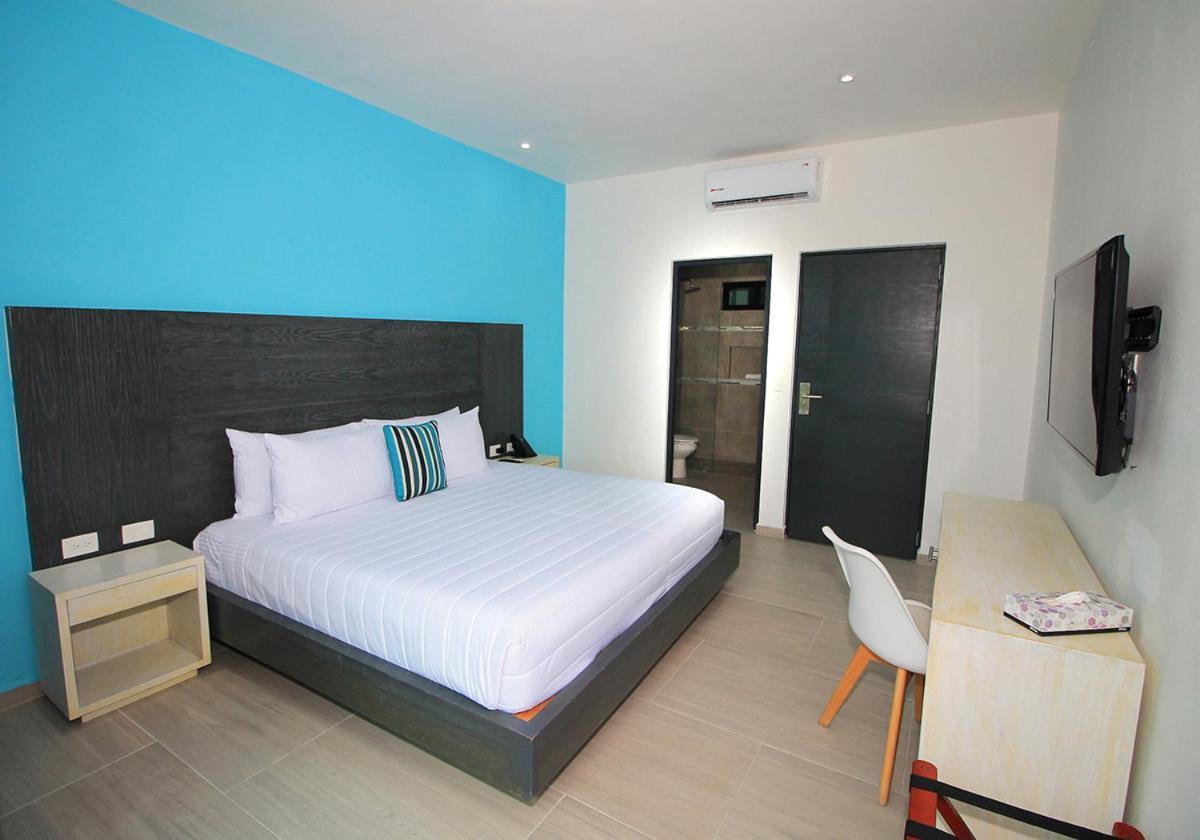 We Express Hotel Playa Del Carmen (Adults Only) מראה חיצוני תמונה